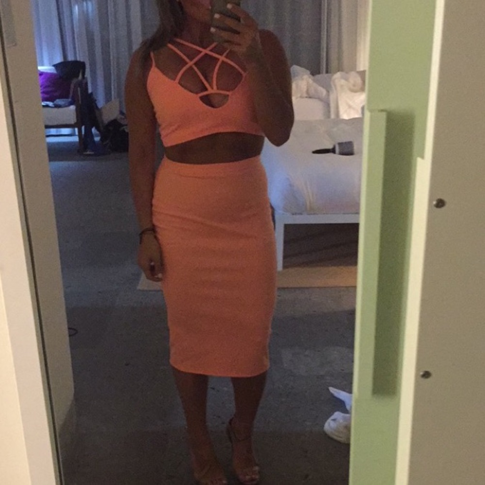 **MOVING SALE** MIDI SKIRT AND TOP